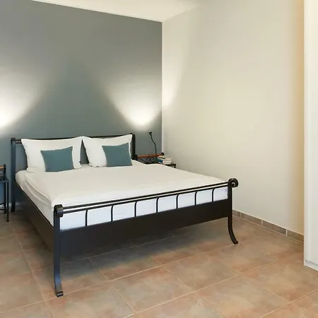 Sommerhaus 1 Тиссов