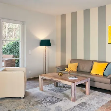Sommerhaus 1 * Тиссов
